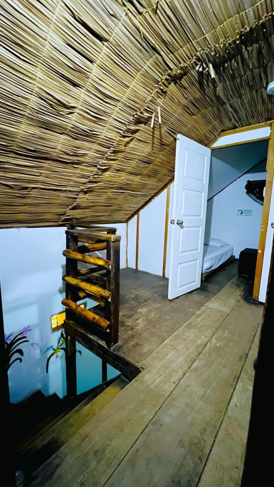 Hostal Kaia ซันตามาร์ตา ภายนอก รูปภาพ