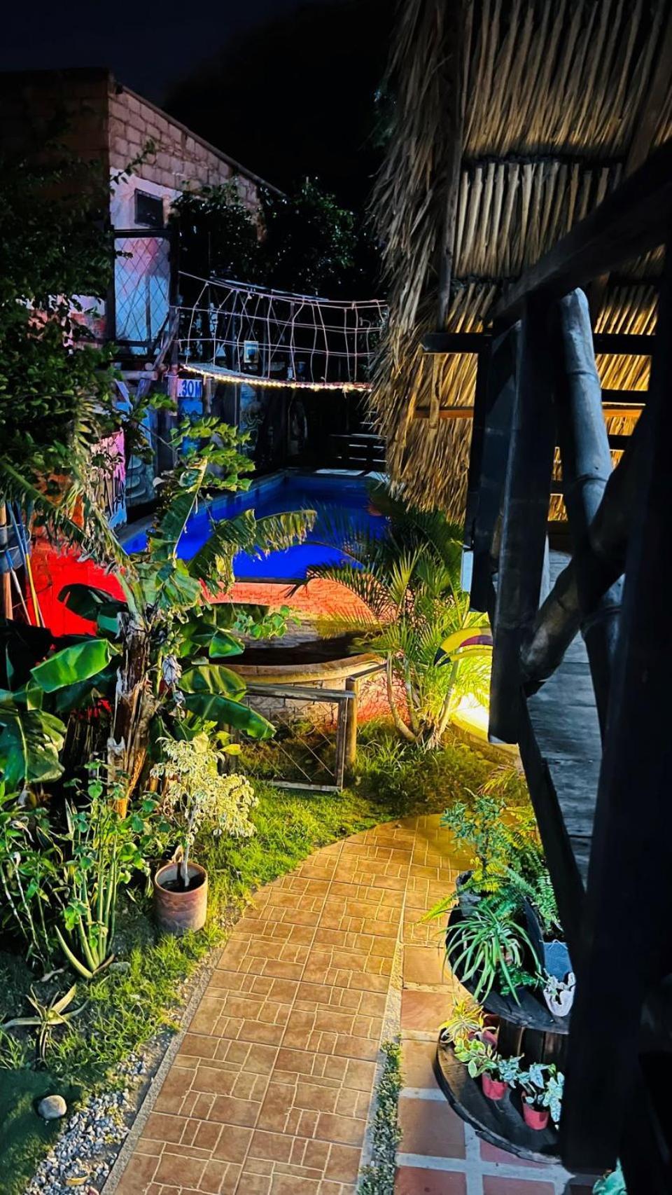 Hostal Kaia ซันตามาร์ตา ภายนอก รูปภาพ