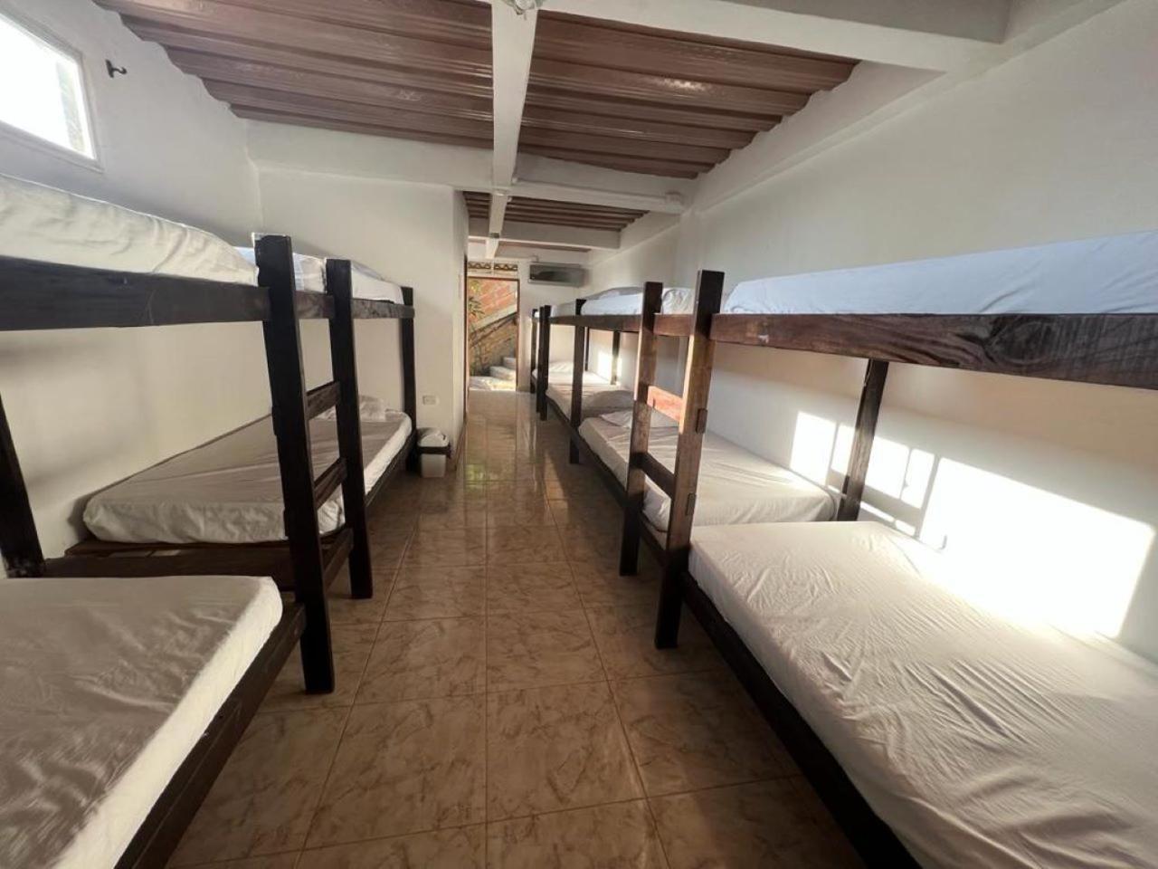 Hostal Kaia ซันตามาร์ตา ภายนอก รูปภาพ